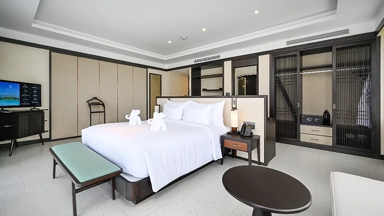 Villas 5 Bedroom Ocean View	