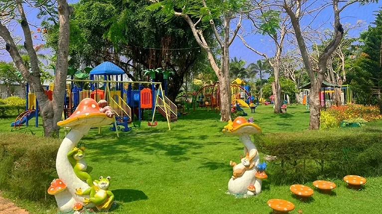 Khu vui chơi ngoài trời