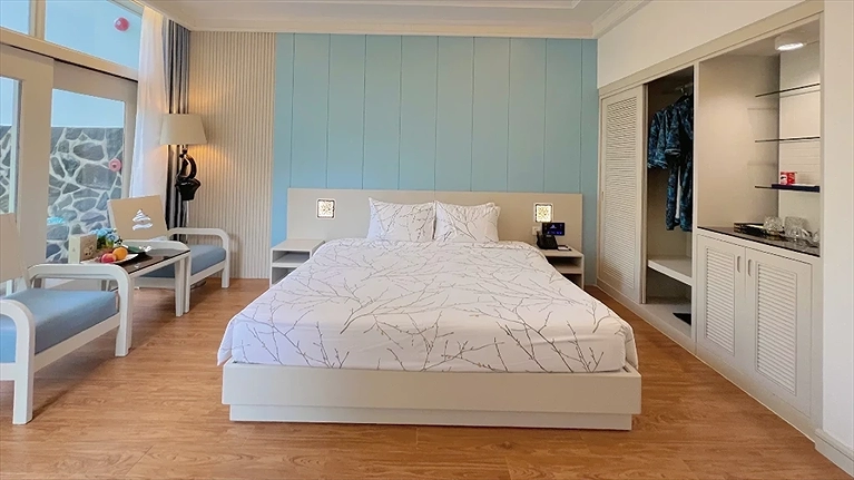 Deluxe Bungalow – Pool View