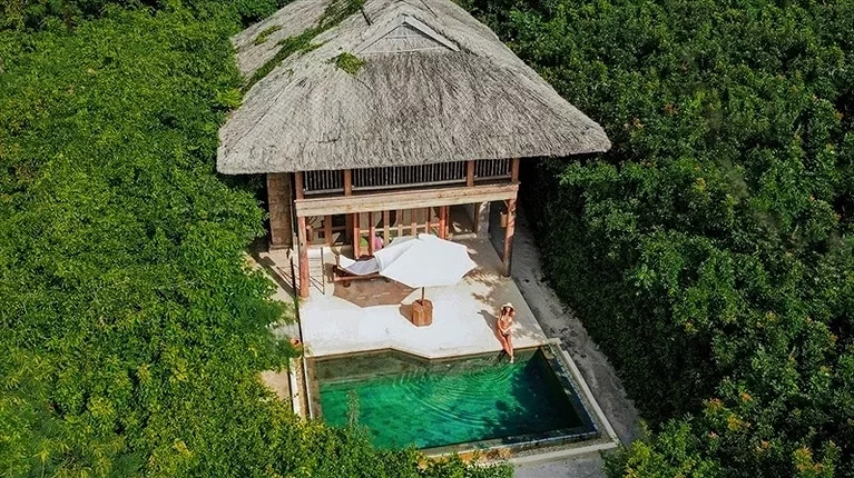 Villa Beachfront/Family được thiết kế thuận tiện để di chuyển đến villa và lối ra biển trực tiếp