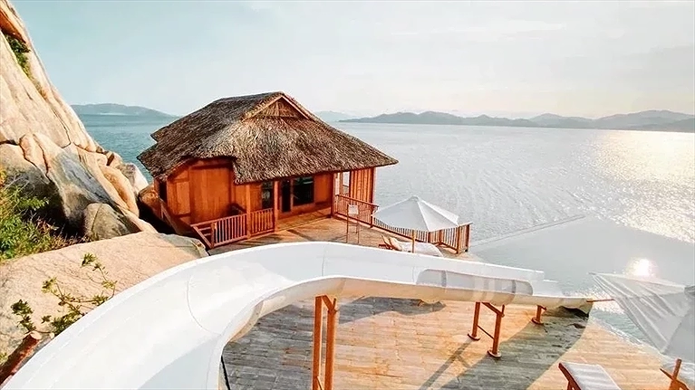 Với cầu trượt tầm nhìn ra biển sẽ mang tới cảm giác kích thích