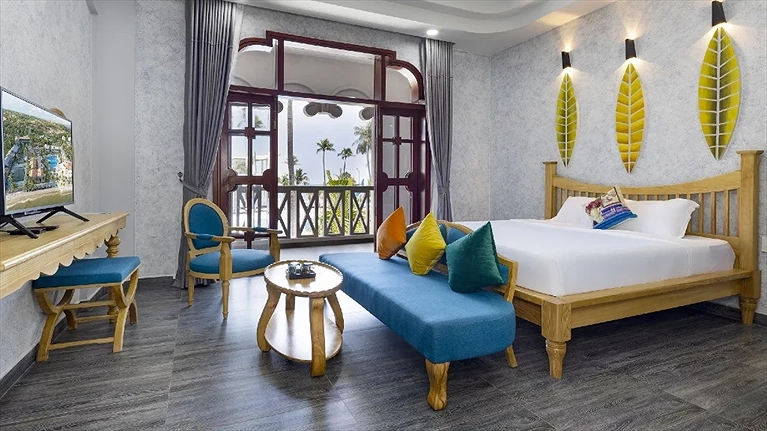 Premium Pool View Double