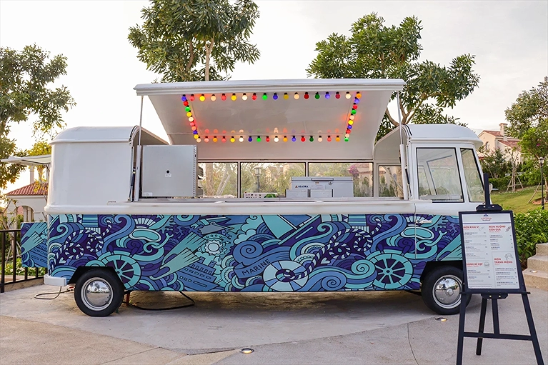 Xe bán đồ ăn di động