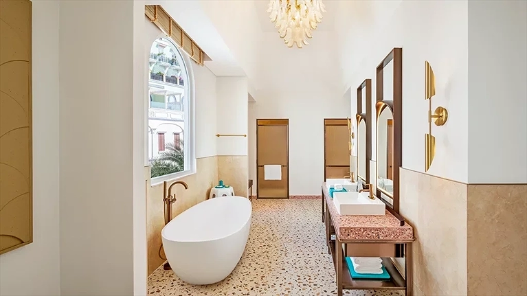 Phòng tắm Dolce Vita Suite