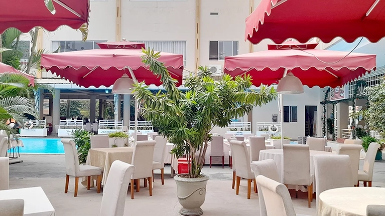 Không gian nhà hàng Hoa Viên