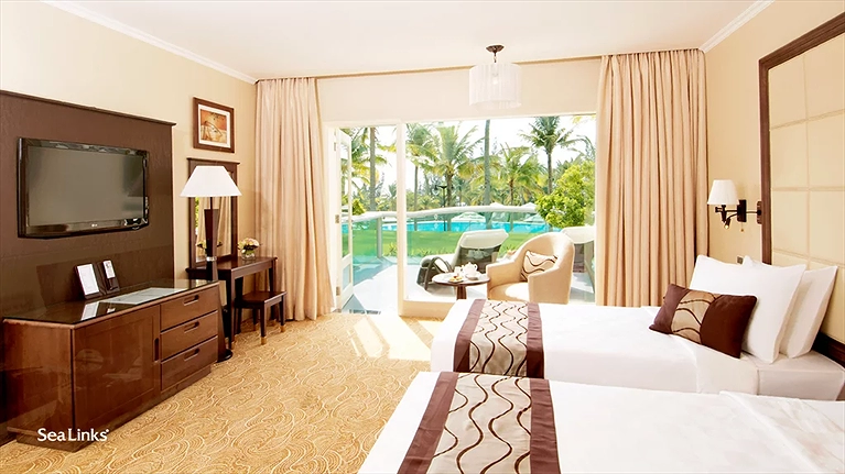 Phòng Superior Pool View - Twin Bed