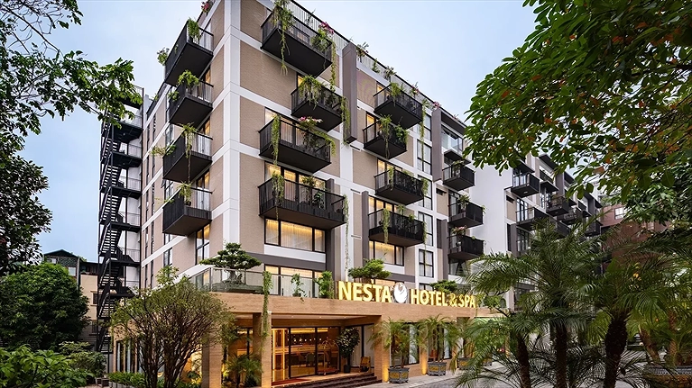 Toàn cảnh bên ngoài khách sạn