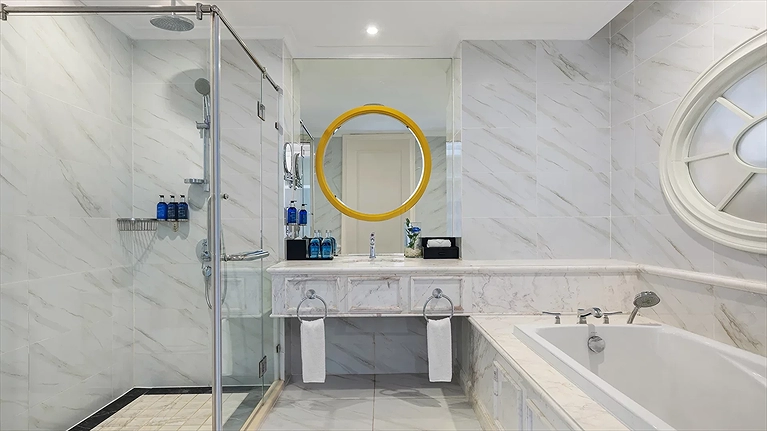 Deluxe Mountain View