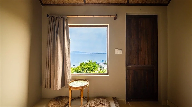 Cửa sổ view hướng biển