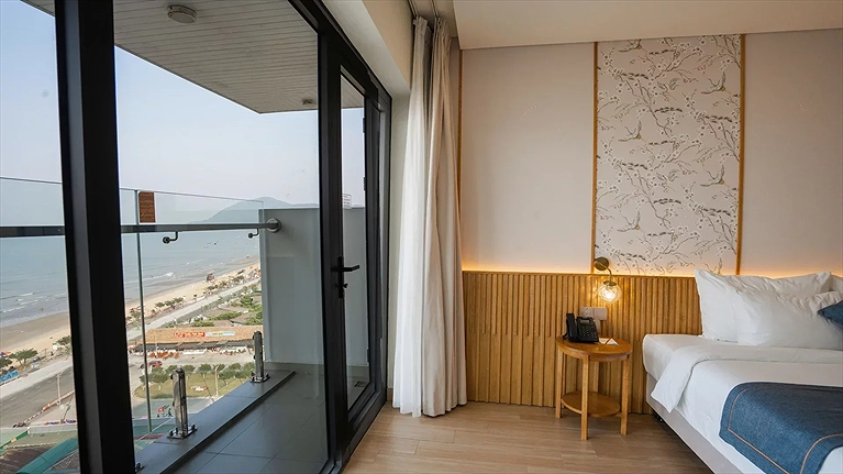 Ban công hướng biển