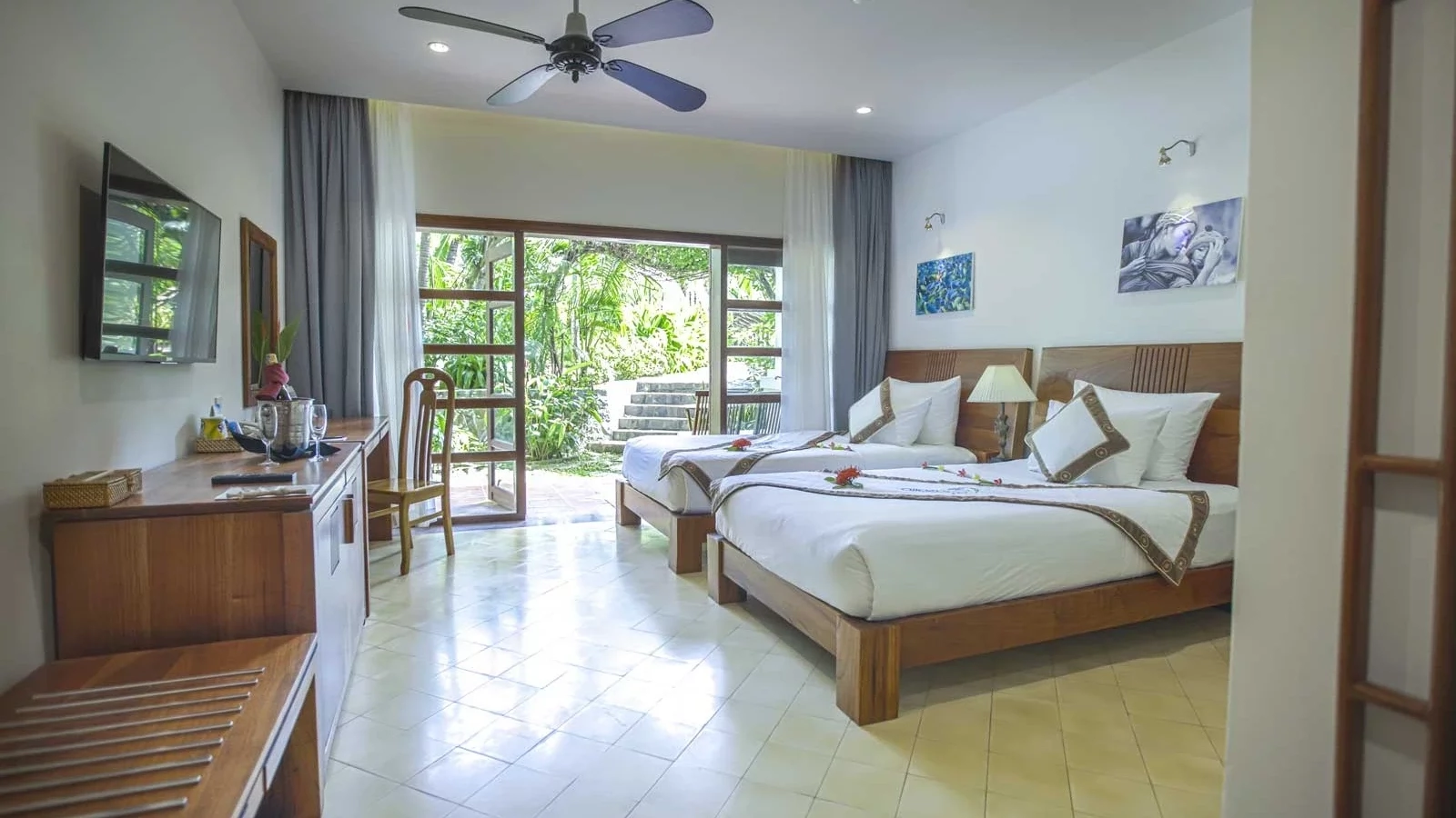 Garden View Deluxe