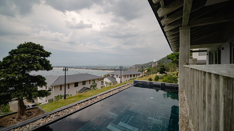 Hồ bơi view biển