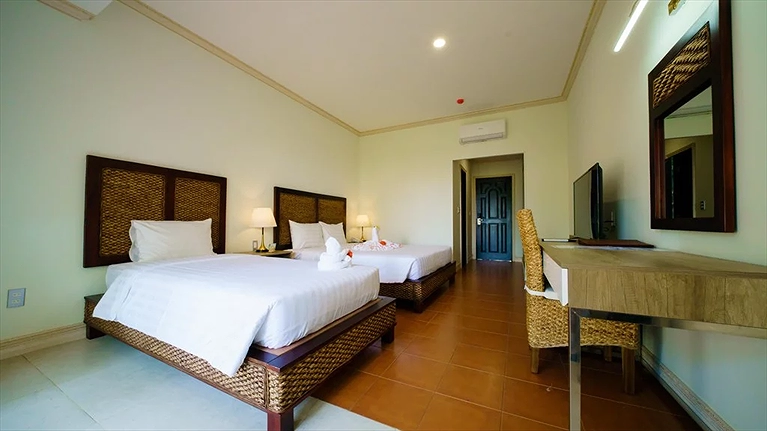 Lotus Premium Triple