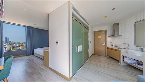 Studio Partial Sea View