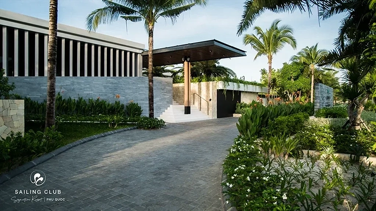 Khuôn viên khu nghỉ dưỡng