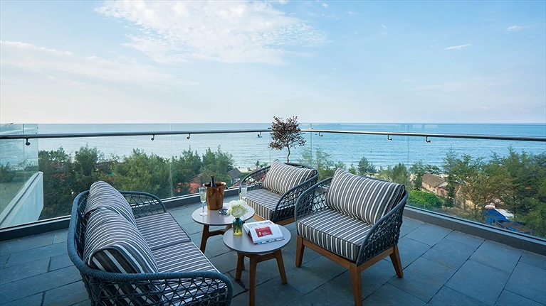 Executive Suite Balcony Ocean View