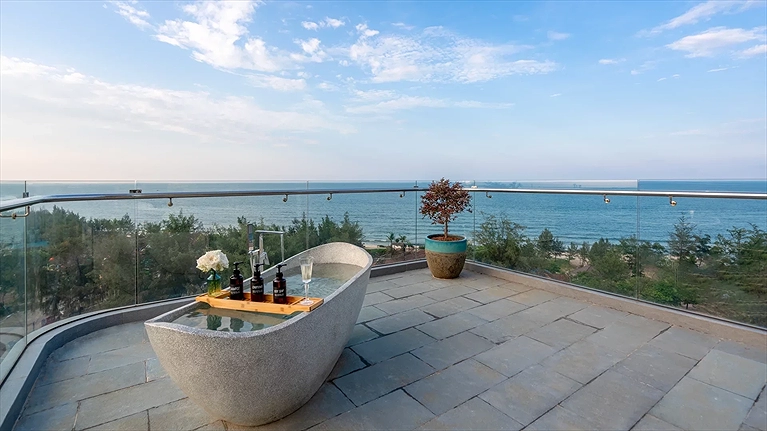 Executive Suite Balcony Ocean View