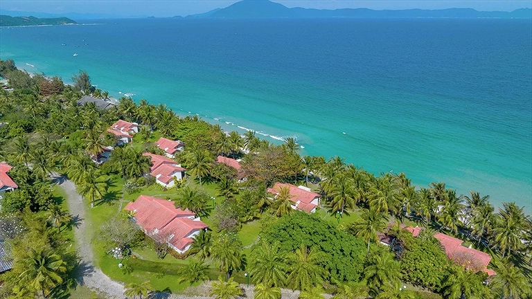 Toàn cảnh khu nghỉ nhìn từ trên cao