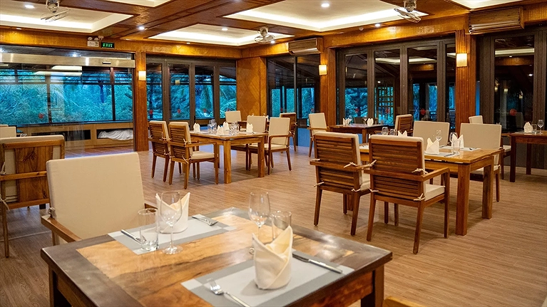 Nhà hàng The Bamboo House