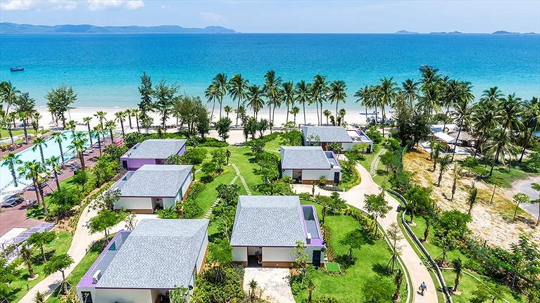 Toàn cảnh khu nghỉ nhìn từ trên cao