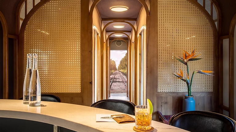 Chứa đầy nét sang trọng và lấy cảm hứng từ nét lãng mạn vượt thời gian của du lịch đường sắt
