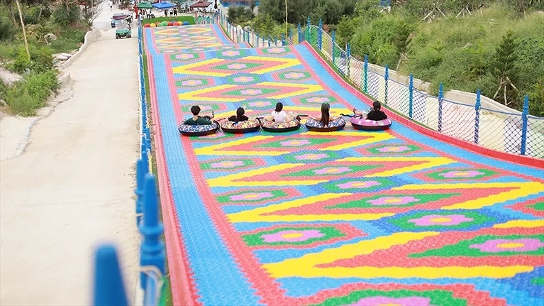 Đường trượt phao khô