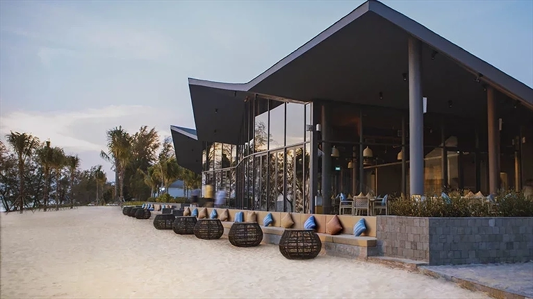 Amber Sands Beach Club