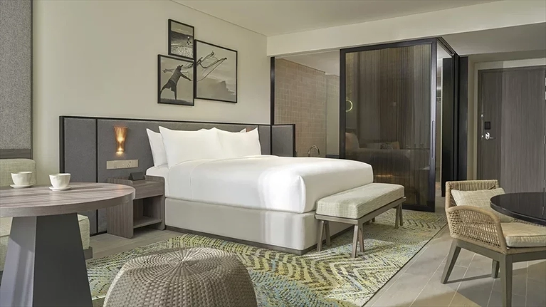 Standard with Ocean View King