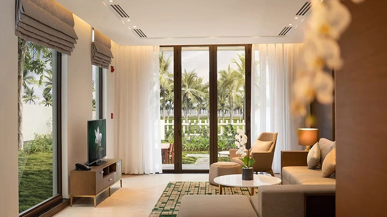 Phòng khách Garden Villa