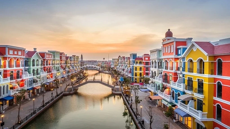 GrandWorld sắc màu