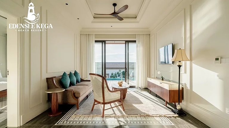 Lighthouse Pool Villa