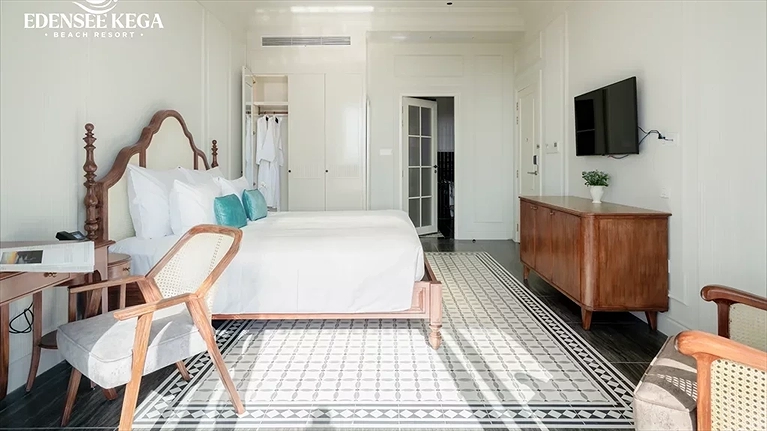 Lighthouse Pool Villa