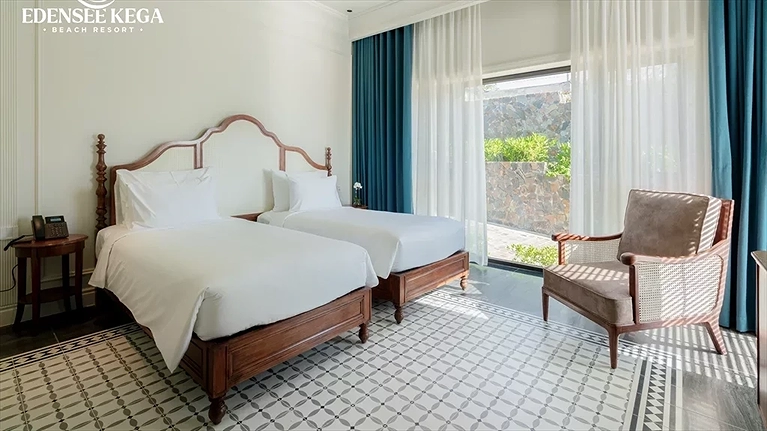 Lighthouse Pool Villa