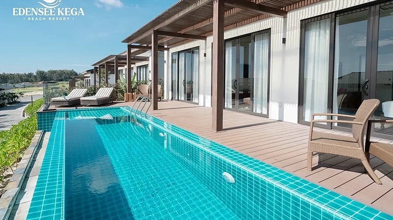 Lighthouse Pool Villa