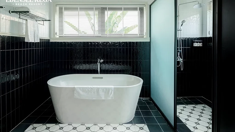 Lighthouse Pool Villa