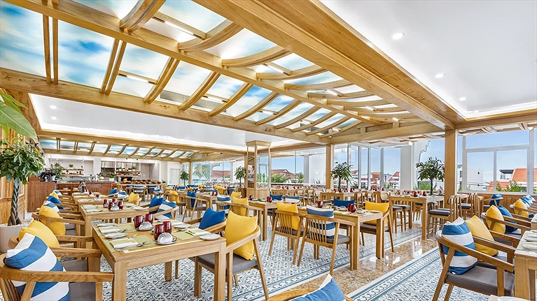 Nhà hàng Xưa & Nay