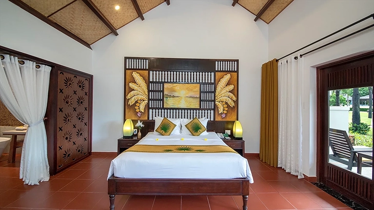 Bungalow Garden View