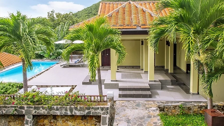 Family Three Bedroom Villa