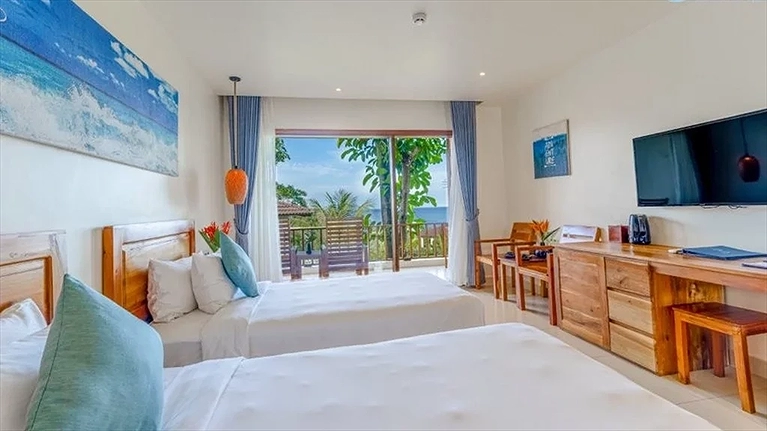 Connecting Deluxe Ocean View