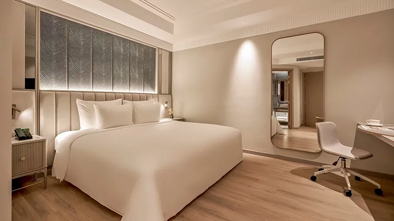 Executive Connecting Room