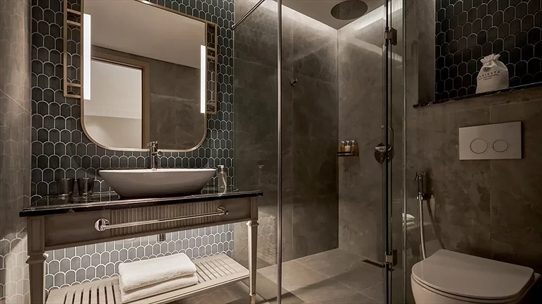 Executive Connecting Room