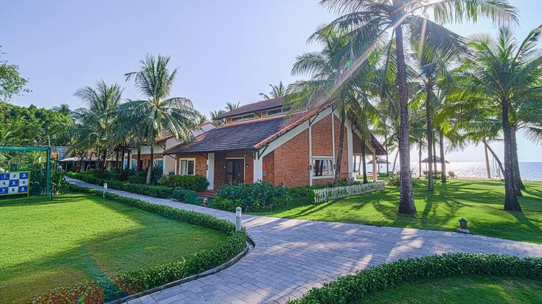 Beach & Spa | Famiana Executive Suite