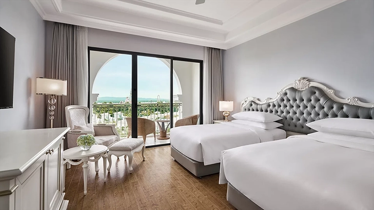 Deluxe twin hướng vườn