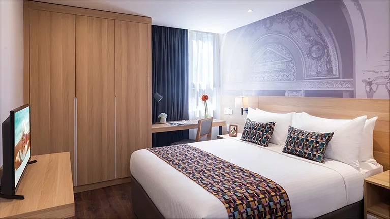 02 Bedroom Executive