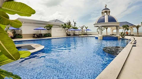 Hồ bơi nước mặn