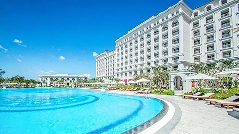 Tòa khách sạn phong cách Tây Âu hiện đại cao cấp