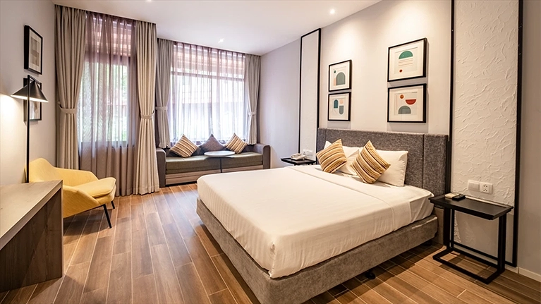 Premier Garden Deluxe Double