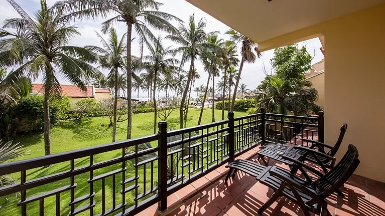 Ban công phòng Garden view