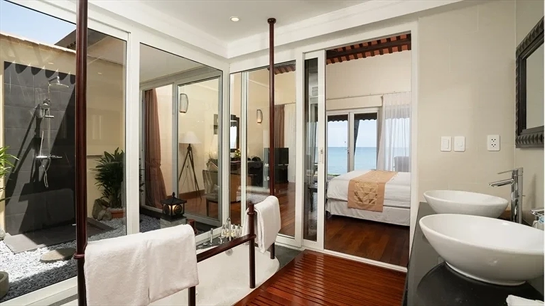 Khu vực tắm lộ thiên độc đáo