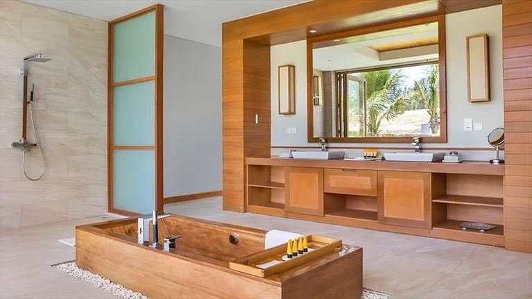 Phòng tắm Villa được thiết kế sang trọng